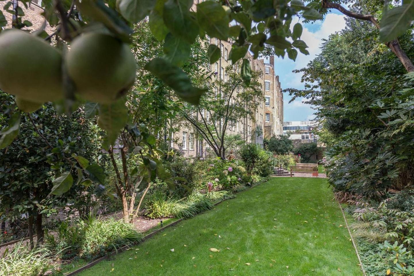 Kensington Apartment London